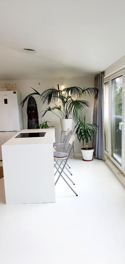 Loft 85 M2 Wilanow Krolewski Self Checkin Warschau Buitenkant foto