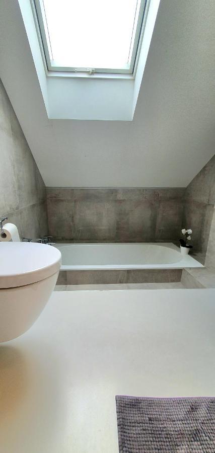 Loft 85 M2 Wilanow Krolewski Self Checkin Warschau Buitenkant foto