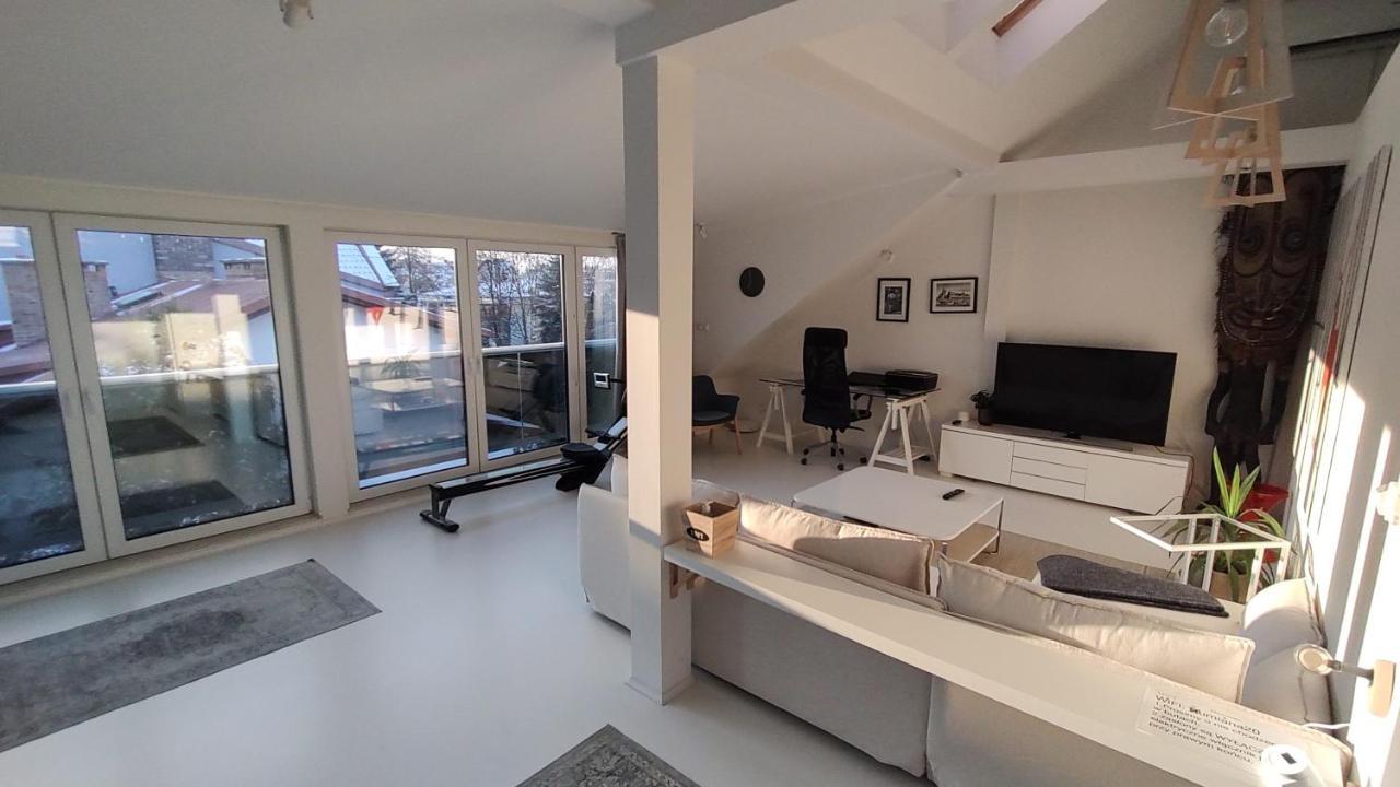Loft 85 M2 Wilanow Krolewski Self Checkin Warschau Buitenkant foto